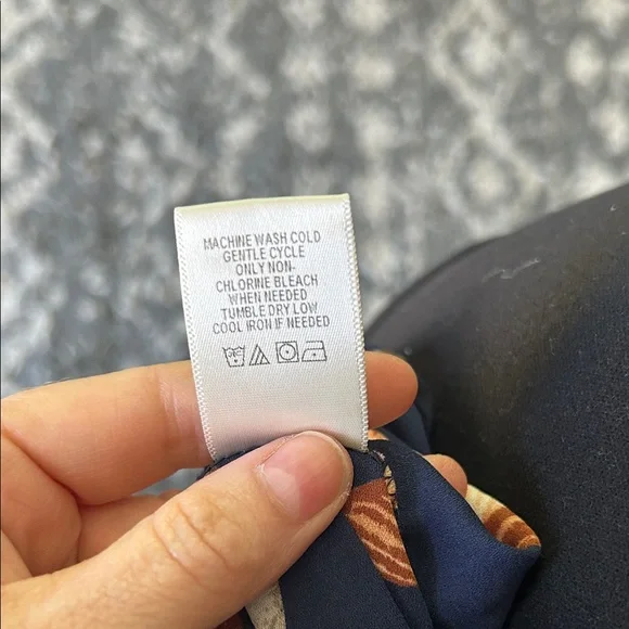 West Kei Navy and Orange Floral Wrap | Size Small - Picture 7 of 7